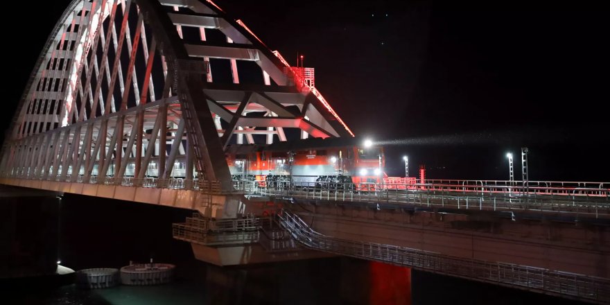 Kırım Köprüsü'ne bitişik bölgelerde 'sarı' kodlu yüksek terör tehdidi seviyesi süresiz uzatıldı