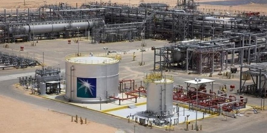 Husiler, 6 İHA ile Suudi Arabistan'ın petrol şirketi Aramco'yu vurdu