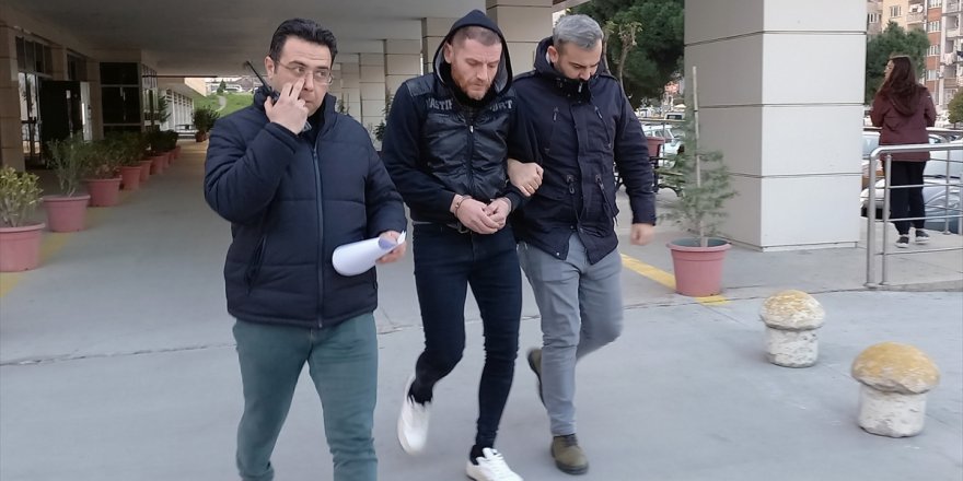 Manisa'da apartmanlardan hırsızlık yaptığı öne sürülen kişi tutuklandı