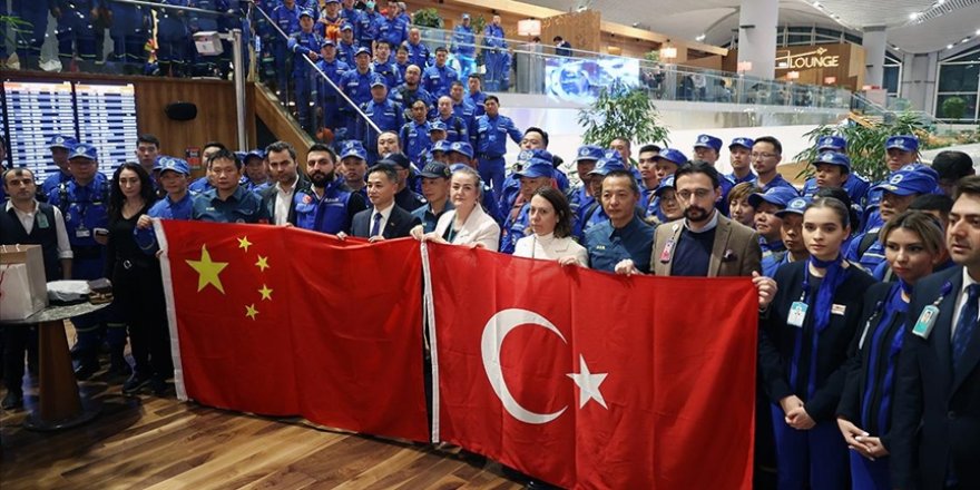 Çinli arama kurtarma ekibi törenle ülkesine uğurlandı