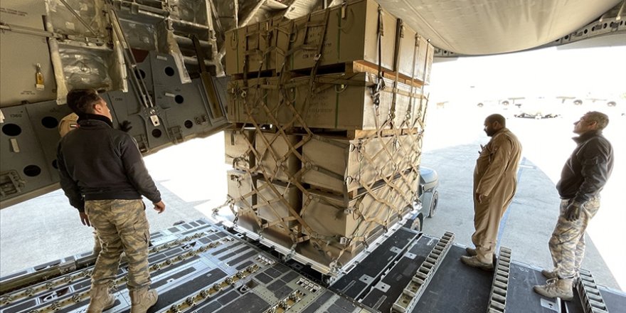 BAE, Türkiye ve Suriye'deki depremzedelere şu ana kadar 118 uçakla yardım malzemesi gönderdi