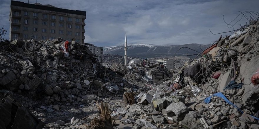 Kahramanmaraş'ta 10 cadde ve sokakta enkaz kaldırma çalışmaları yapılacak