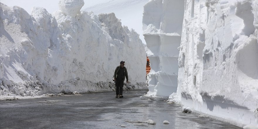 Meteorolojiden Doğu Karadeniz ve Doğu Anadolu için çığ uyarısı