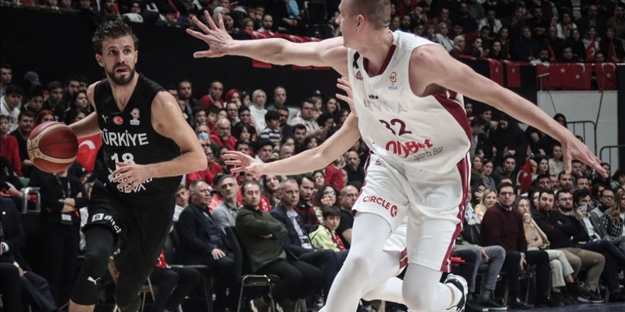A Milli Erkek Basketbol Takımı sahasında Letonya'ya yenildi