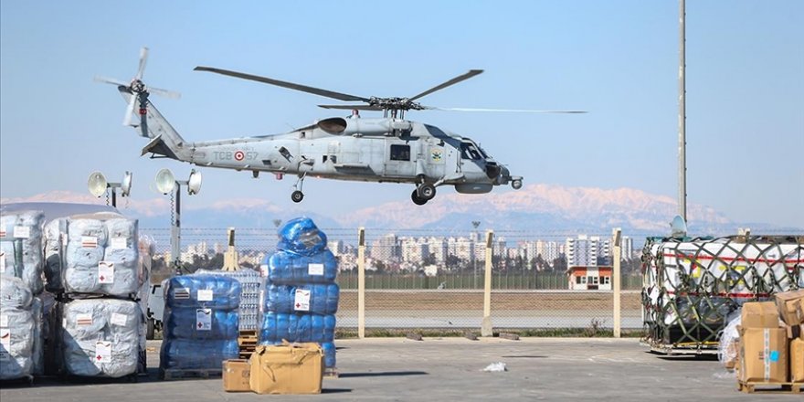 TSK helikopterleri deprem bölgelerine 1500 tondan fazla yardım malzemesi taşıdı