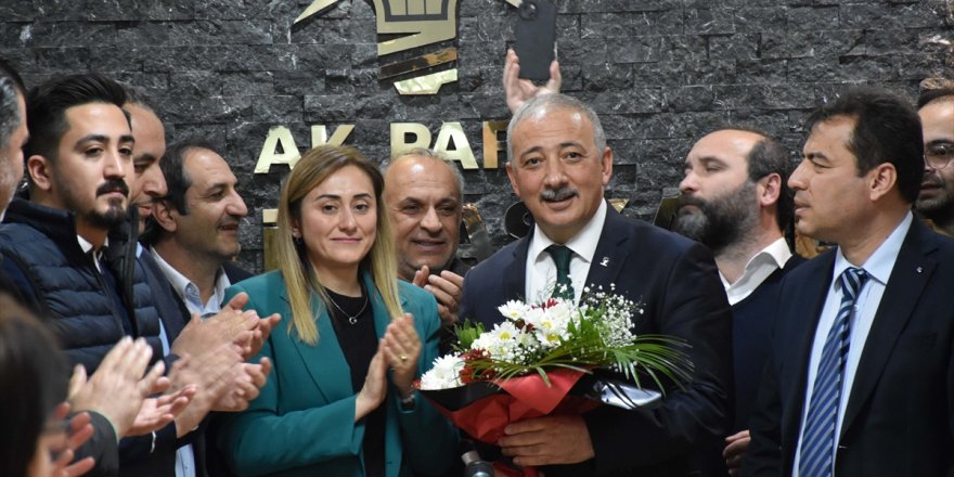 AK Parti Muğla İl Başkanı Mete, milletvekilliği aday adaylığı için görevinden istifa etti