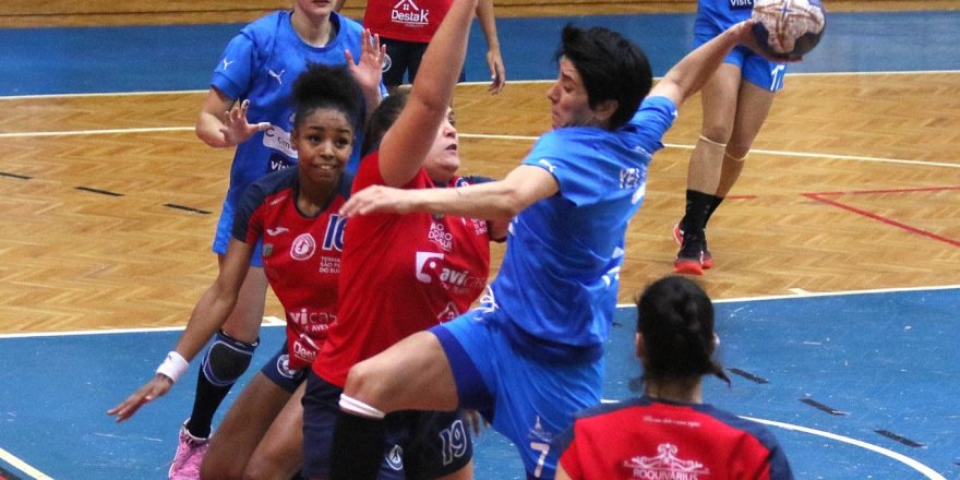 EHF Kadınlar Avrupa Kupası'ndaki Türk eşleşmesinde yarı finalist yarın İzmir'de belirlenecek