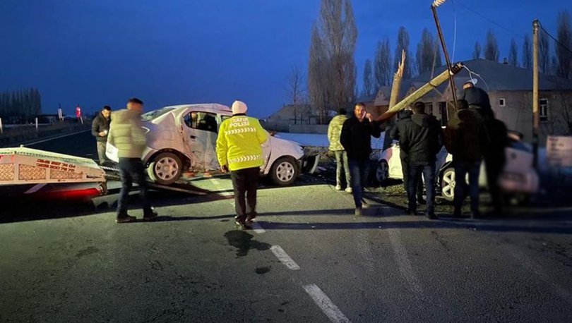 Ağrı'da iki trafik kazasında 9 kişi yaralandı