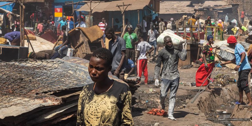 Yüzlerce Ugandalı, 'kıyamet kopacak' korkusuyla Etiyopya'ya kaçtı