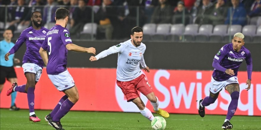 Demir Grup Sivasspor, Fiorentina'ya mağlup oldu