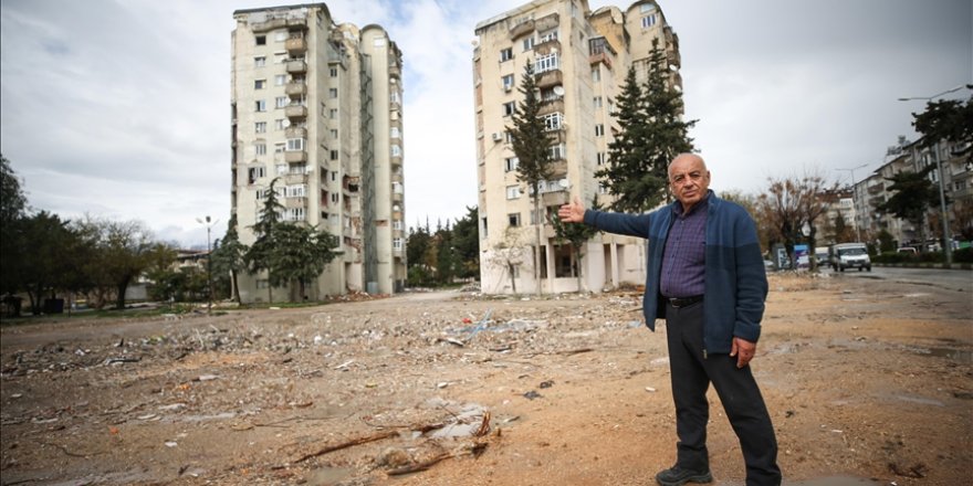 Hatay'da 13 katlı binanın yıkıldığı sitedeki güçlendirilmiş iki blokta 60 aile hayatta kaldı