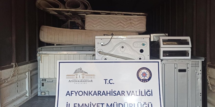 Afyonkarahisar'da çaldığı eşyaları baldızının evinde saklayan zanlı tutuklandı