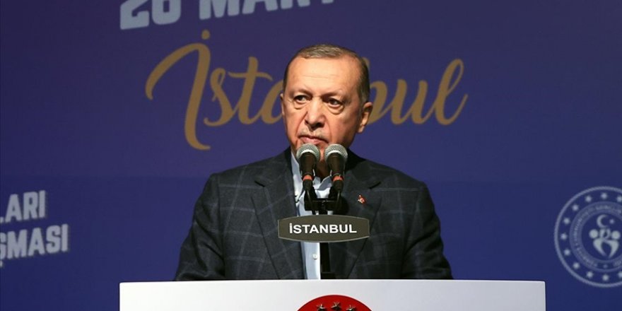 Cumhurbaşkanı Erdoğan: Amacımız 1 yıl içinde altyapısıyla sosyal ve ticari birimleriyle deprem bölgesini ayağa kaldırmak
