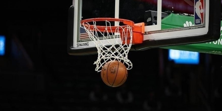 Cedili Cavaliers, Alperenli Rockets'ı yenerek NBA play-off'larını garantiledi