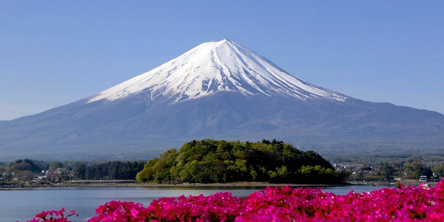 Japonya'da aktif yanardağ Fuji'nin patlaması halinde halktan yürüyerek kaçmaları istenecek