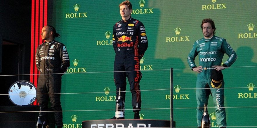 F1 Avustralya Grand Prix'sini Verstappen kazandı