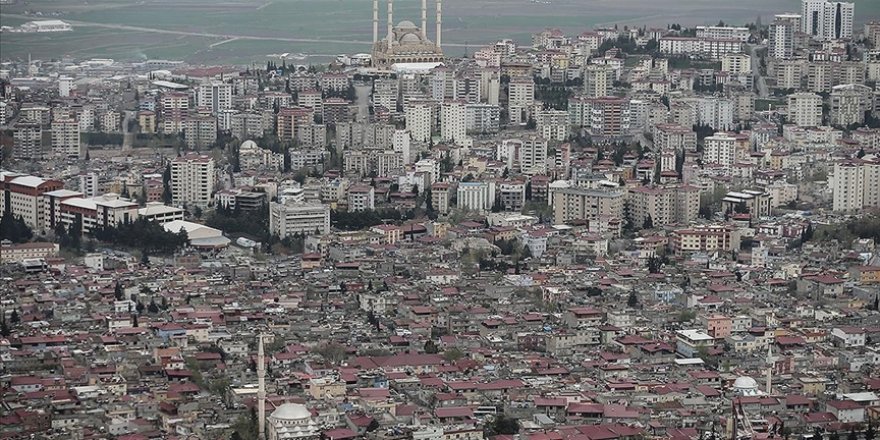 Kahramanmaraş'ta hasarsız ve az hasarlı binaların tamamına doğal gaz verildi