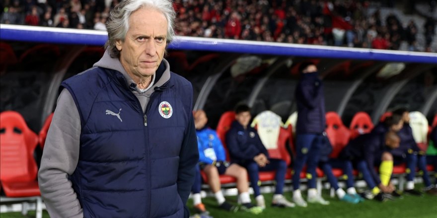 Fenerbahçe Teknik Direktörü Jorge Jesus: Sonuna kadar inanıyoruz ve sonuna kadar gidip savaşacağız