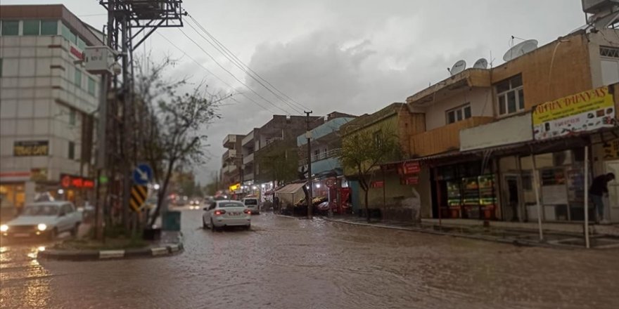 Şanlıurfa'da sağanak etkili oldu