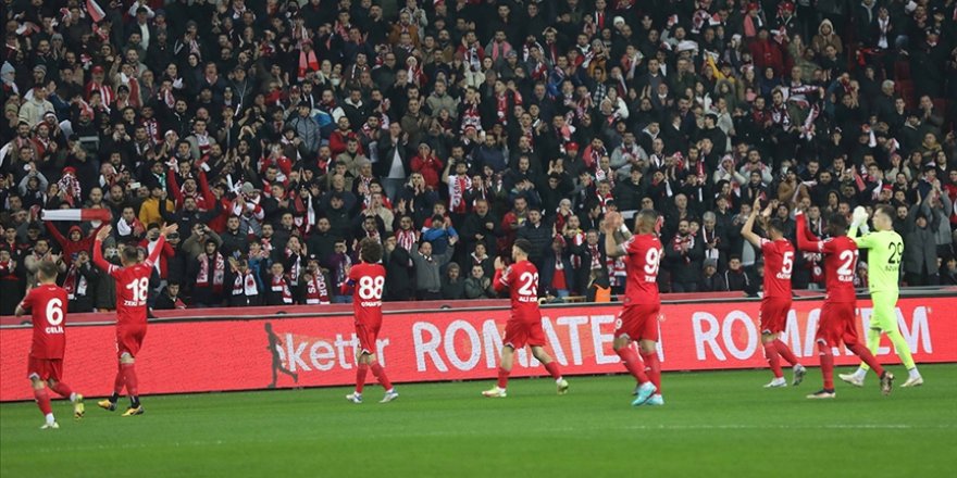 Samsunspor'un Süper Lig hasreti 1 galibiyet sonra bitecek