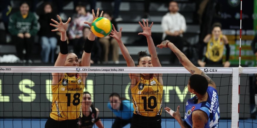 CEV Şampiyonlar Ligi'nde VakıfBank finalde Eczacıbaşı Dynavit'in rakibi oldu