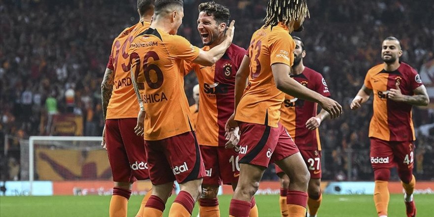 Lider Galatasaray'dan 6 gollü galibiyet