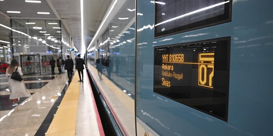 Ankara-Sivas Hızlı Treni ilk seferini gerçekleştirdi