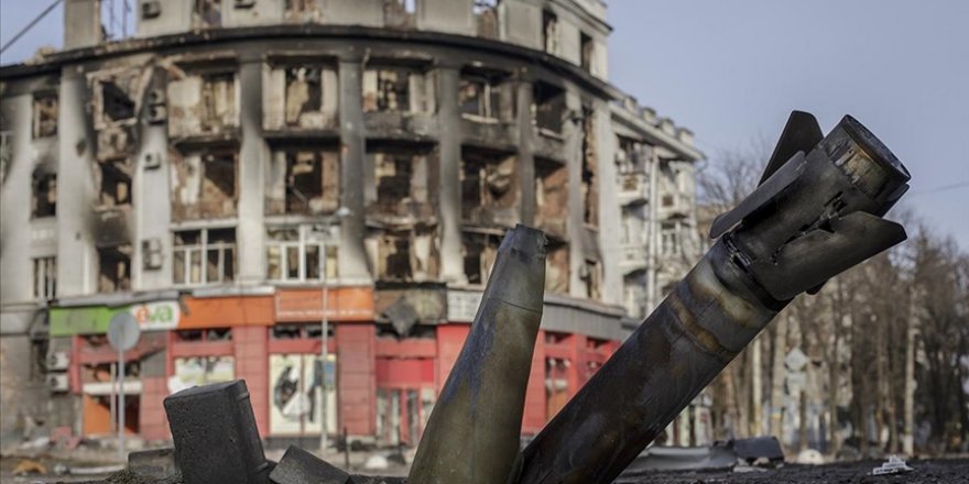 Rusya, Ukrayna’nın başkenti Kiev dahil bazı şehirlerine yoğun hava saldırısı düzenledi
