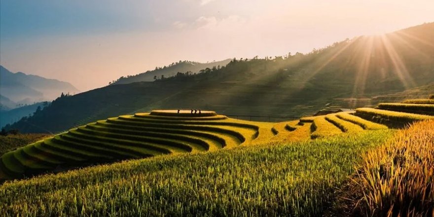 Vietnam ve Laos, tarihlerinin en sıcak günlerini yaşıyor