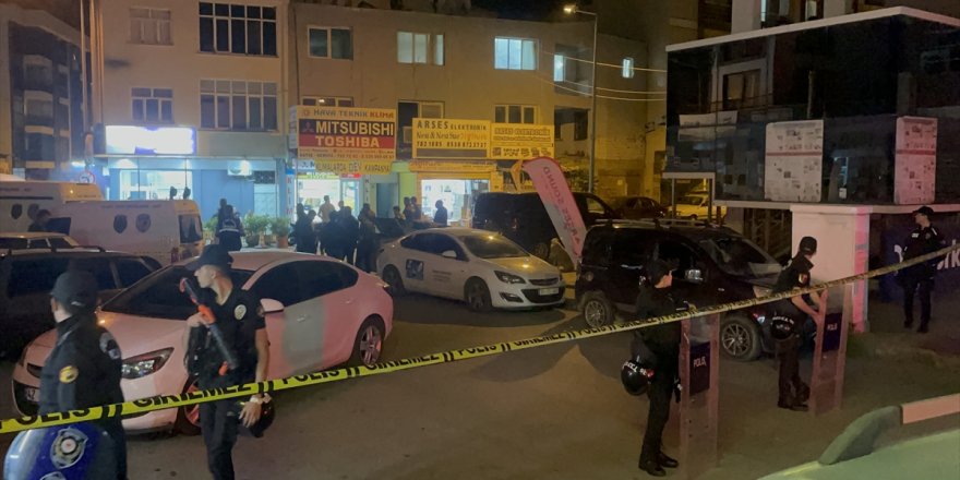 İzmir'de kıraathanede çıkan silahlı kavgada 5 kişi öldü