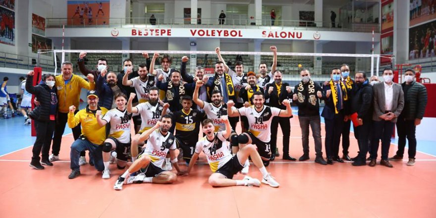 Ürgüpspor Erkek voleybol takımı 1.lige yükseldi