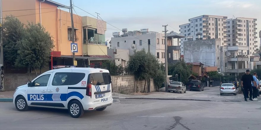 Adana'da eşini silahla öldüren zanlı, iki kayınbiraderini ve halasını yaraladı