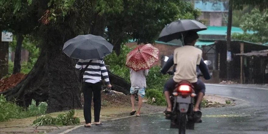 Myanmar'ın Arakan eyaletinde Mocha Kasırgası'nda ölenlerin sayısı 400'ü aştı