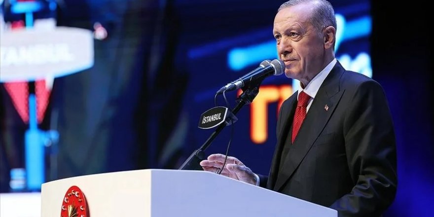 Cumhurbaşkanı Erdoğan: Vergileri düşürerek esnafımıza, çiftçimize özel sübvansiyonlar yaparak, insanımızı rahatlatacağız