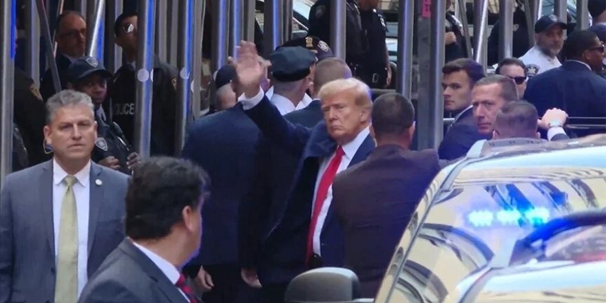 Trump "sus payı" ödemesi davasıyla ilgili New York'ta tekrar hakim karşısına çıktı