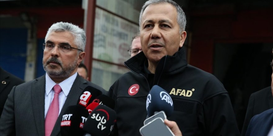 İçişleri Bakanı Ali Yerlikaya, selden etkilenen Samsun'da açıklama yaptı: Uyarılara lütfen dikkat edin