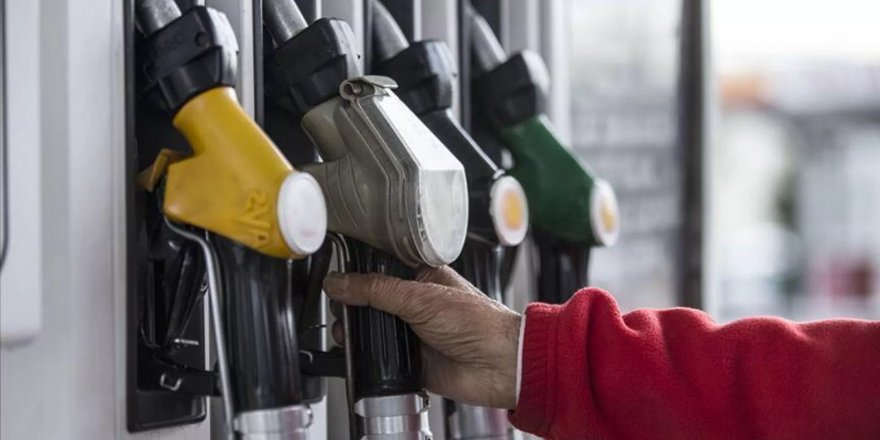 Benzin ve motorine dev zam: Pompa fiyatlarına yansıdı