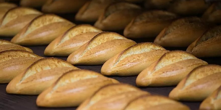 Lübnan'da enflasyon nedeniyle bir poşet ekmeğin fiyatı 3 bin Lübnan lirasına yükseldi