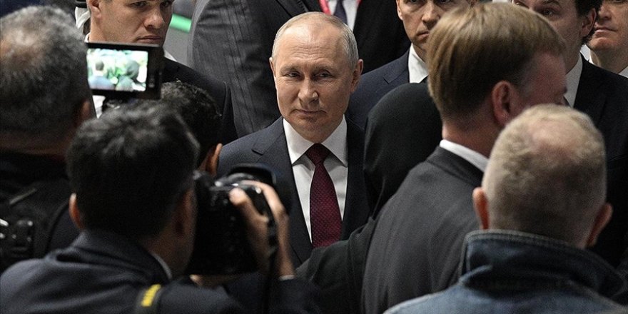 Putin: (Ukrayna'da) Leopard tankları yanıyor, F-16'lar da yanacak