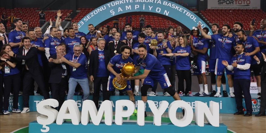 Basketbol Süper Ligi'nde Anadolu Efes, 16. şampiyonluğunu elde etti