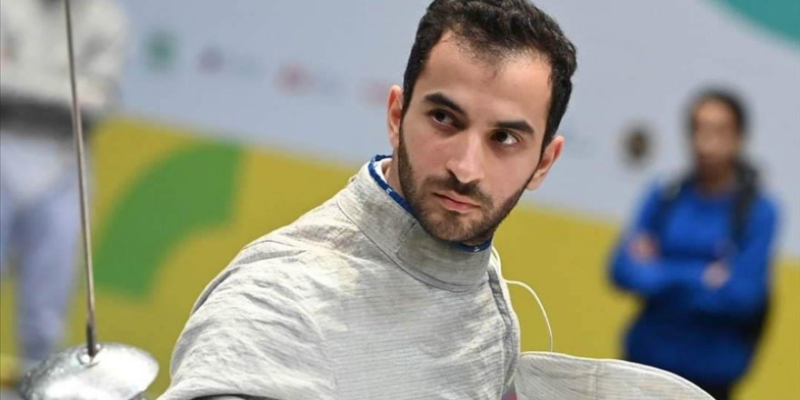 Milli eskrimci Enver Yıldırım, Avrupa Şampiyonası'nda Türkiye'ye tarihindeki ilk madalyayı kazandırdı