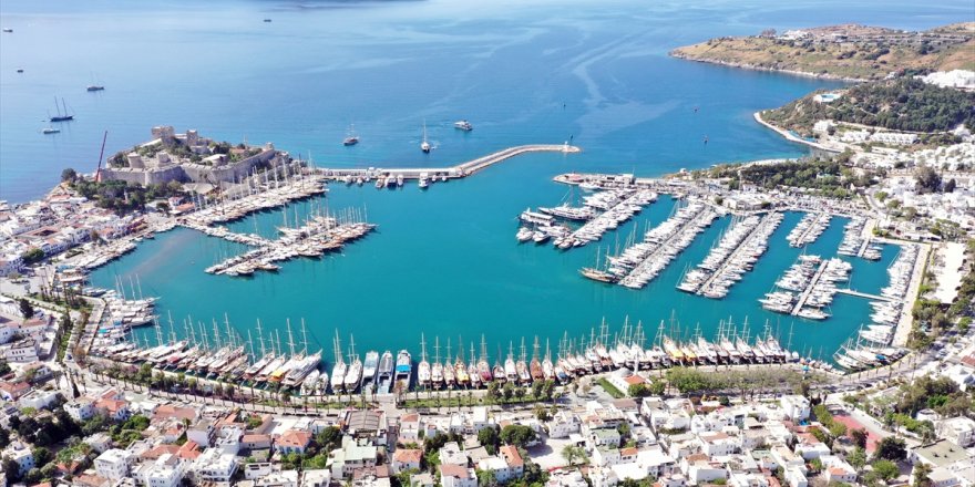 Bodrum'da yat ve tekne turizmi sektörünün temsilcileri hareketli bir sezon bekliyor