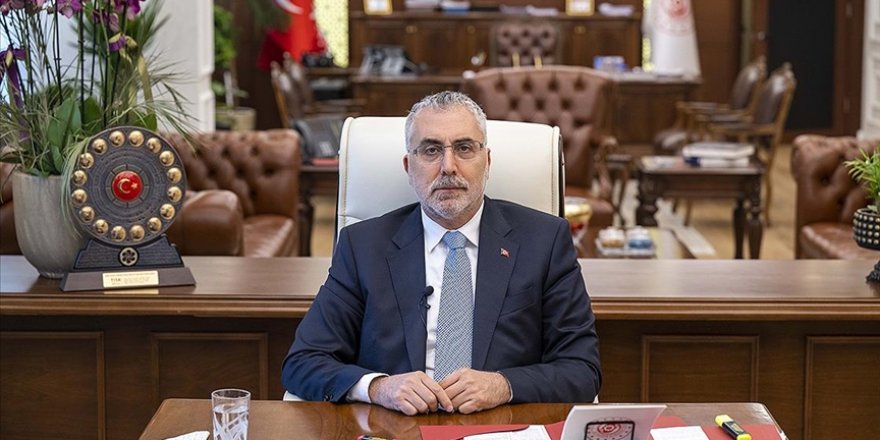 Bakan Işıkhan: Asgari ücreti belirlerken çalışanları enflasyona ezdirmeme ilkesini sürdürdük