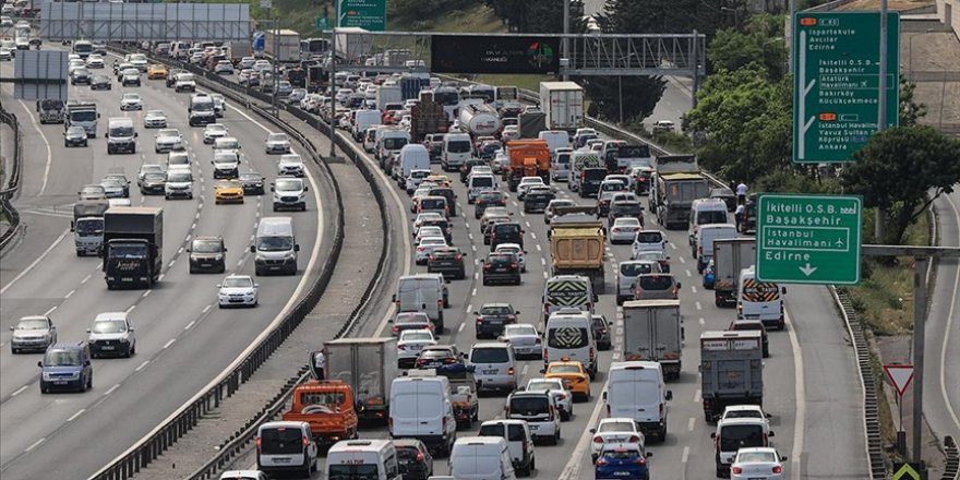 Otomotiv sektöründe "6 ay ve 6 bin kilometre" kısıtlaması 6 ay uzatıldı