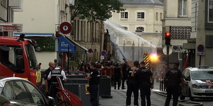 Paris'te gaz kaçağı kaynaklı patlamada 37 kişi yaralandı