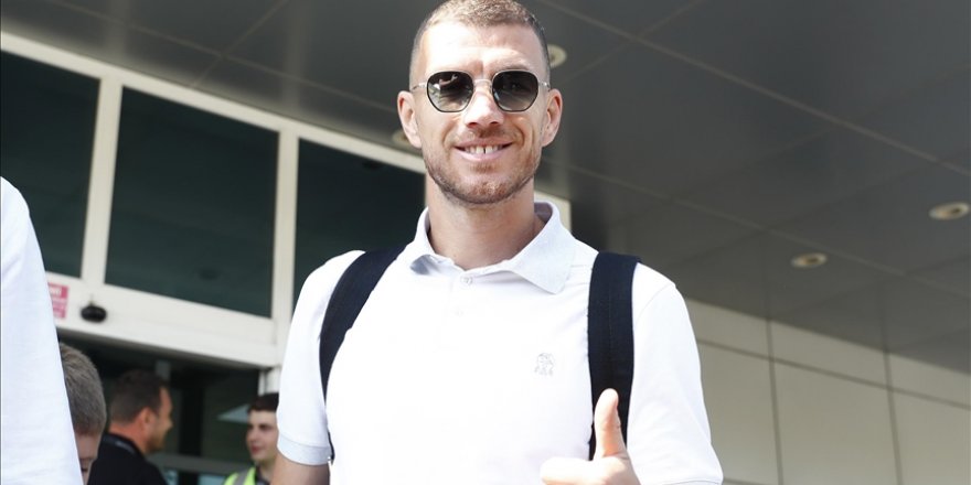 Fenerbahçe, Edin Dzeko transferini KAP'a bildirdi