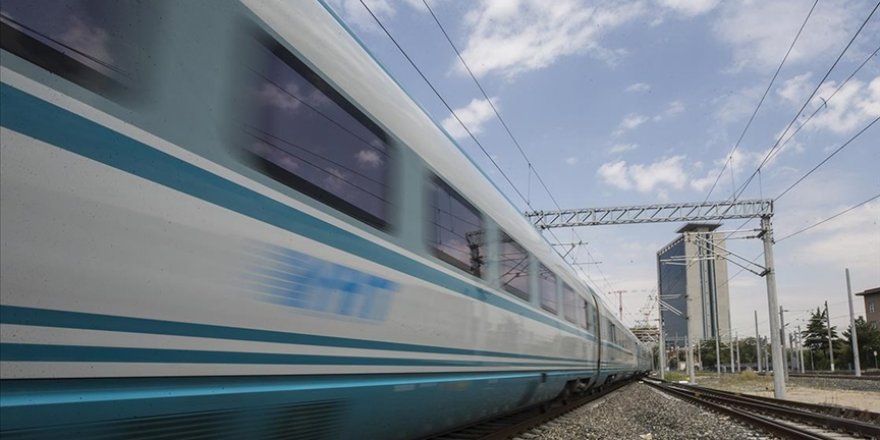 Ankara-İzmir Hızlı Tren Hattı'nın 2024 sonunda bitirilmesi hedefleniyor