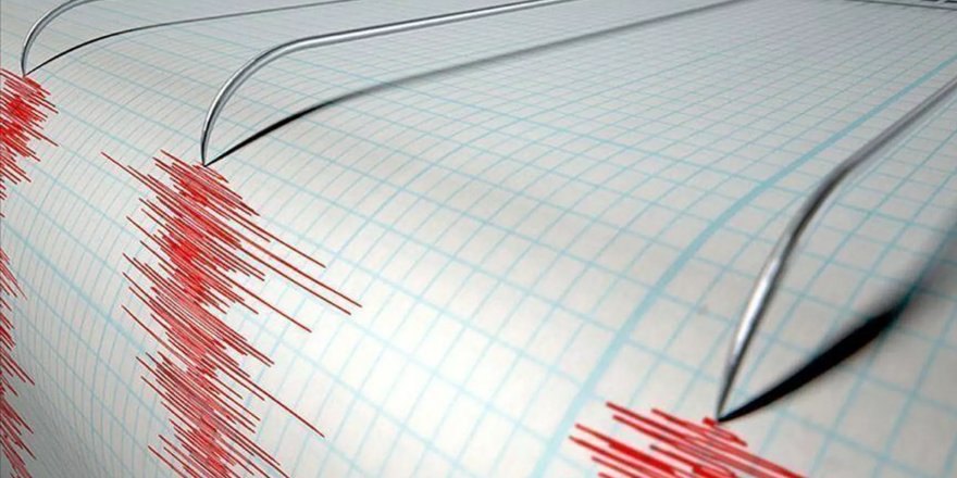 İzmir' Buca'da 3.3 büyüklüğünde deprem