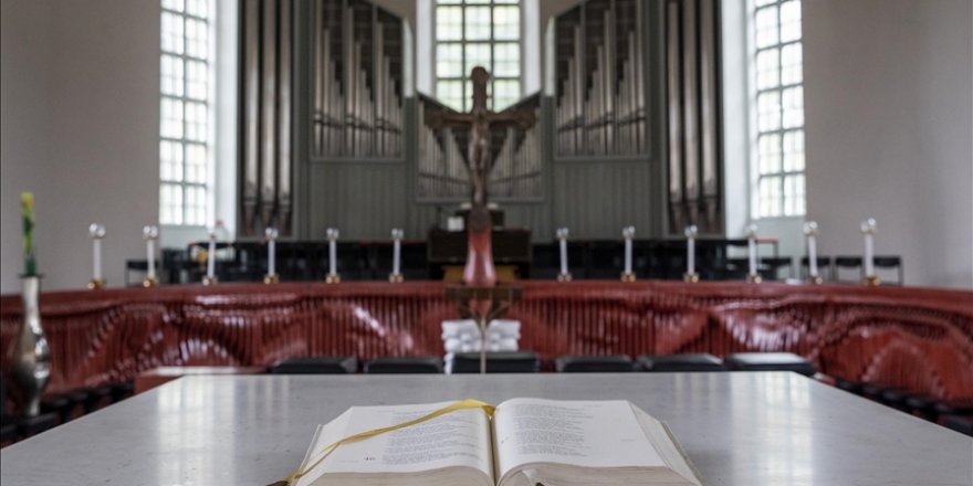 Almanya'da 2022'de Katolik Kilisesinden ayrılanların oranı yüzde 45 arttı