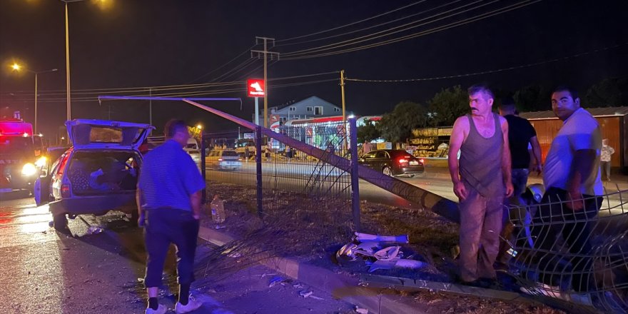 Muğla'daki trafik kazasında 6 kişi yaralandı